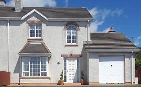 Superior 4 Bed House In Moville Donegal .